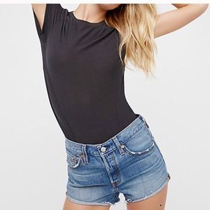 Levis 501 shorts in Blue Explorer